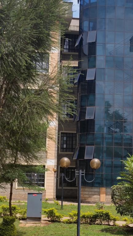 Mani'S Home Away From Home Nairobi Extérieur photo