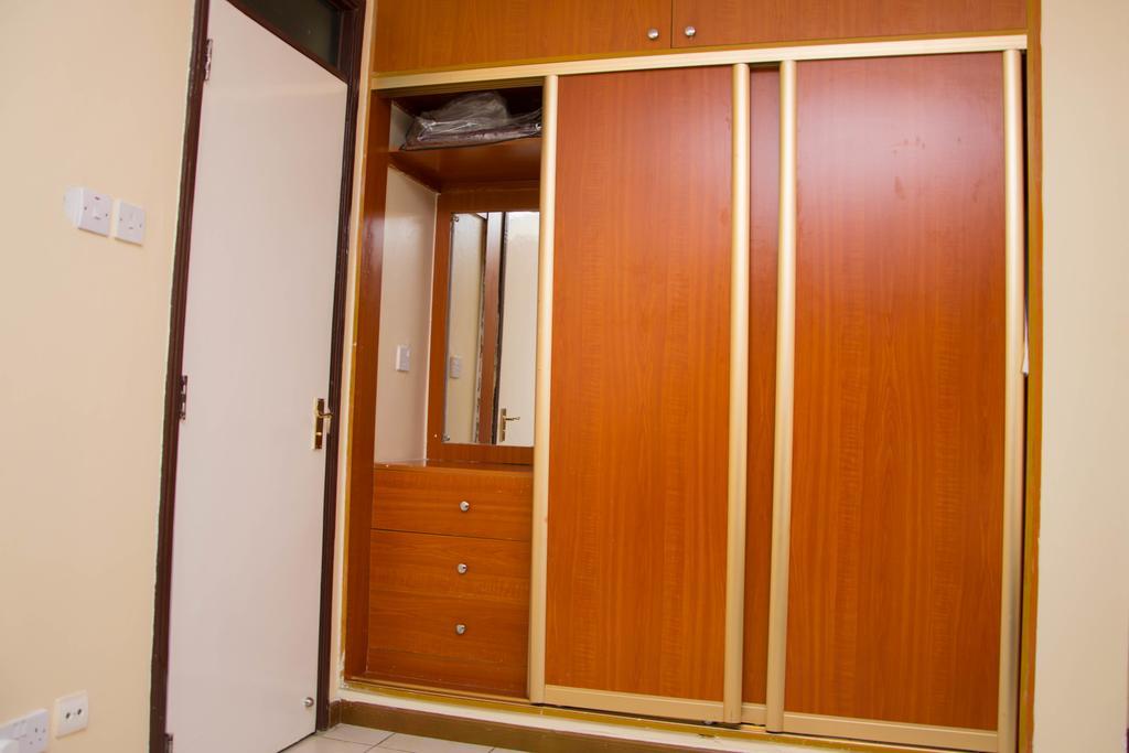 Mani'S Home Away From Home Nairobi Extérieur photo