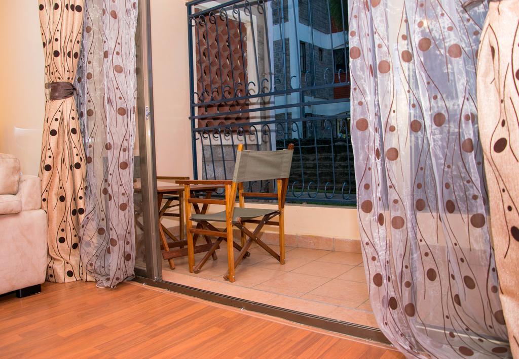 Mani'S Home Away From Home Nairobi Extérieur photo